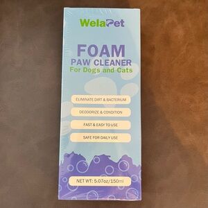 WelaPet Foam Paw Cleaner for Dogs and Cats Brand New